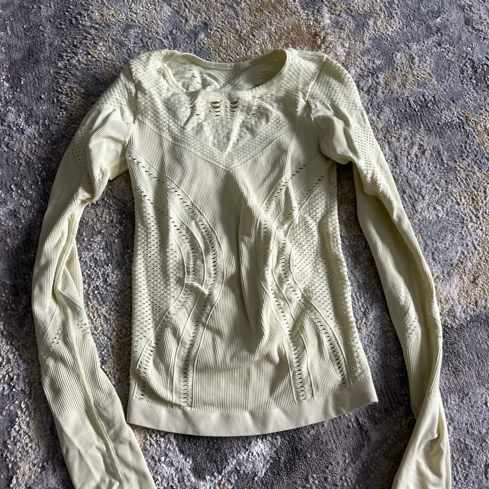 Alo top size small